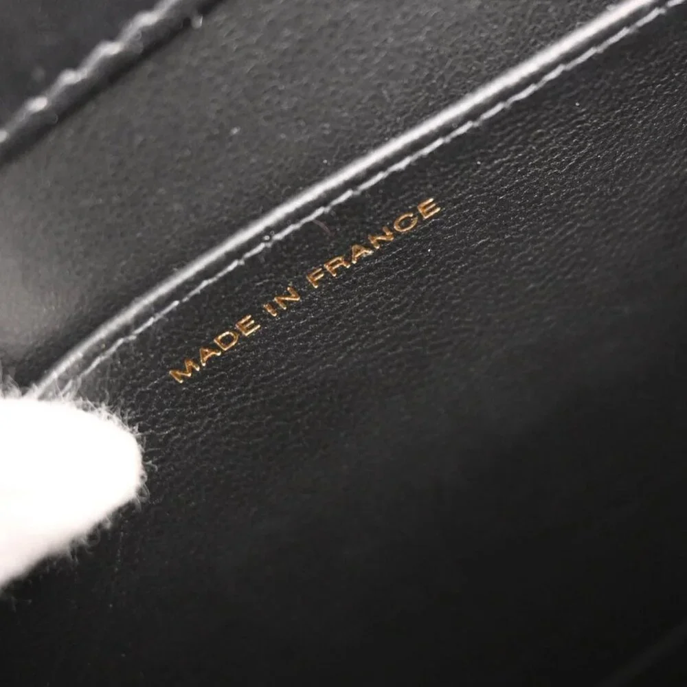 Chanel Black Calfskin Shoulder Bag 117660 - Picture 9 of 10